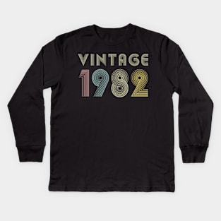 38Th Birthday Gift Vintage 1982 Classic Men Women Kids Long Sleeve T-Shirt